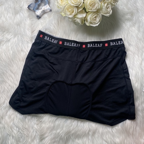 Baleaf Padded Micro Bike shorts Size XL - Picture 2 of 6